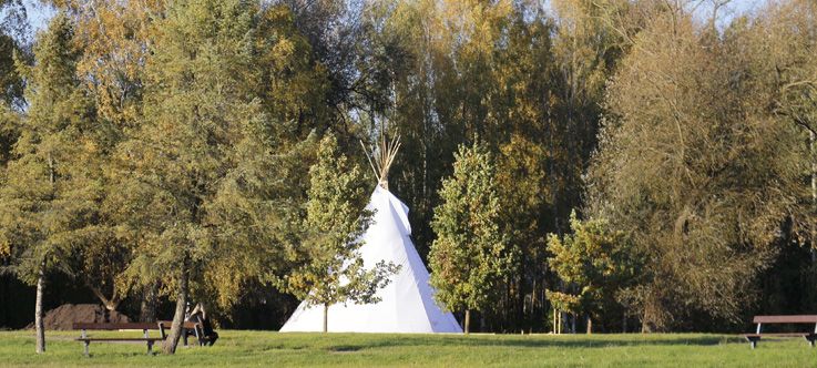 Naujų vėjų bendruomenė / Tipis „Gyvenimo ratas“